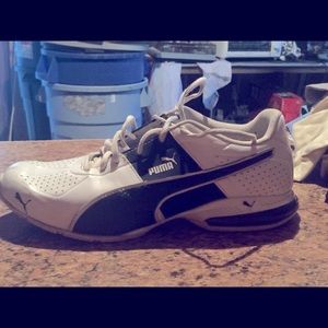 Men’s Puma sneakers